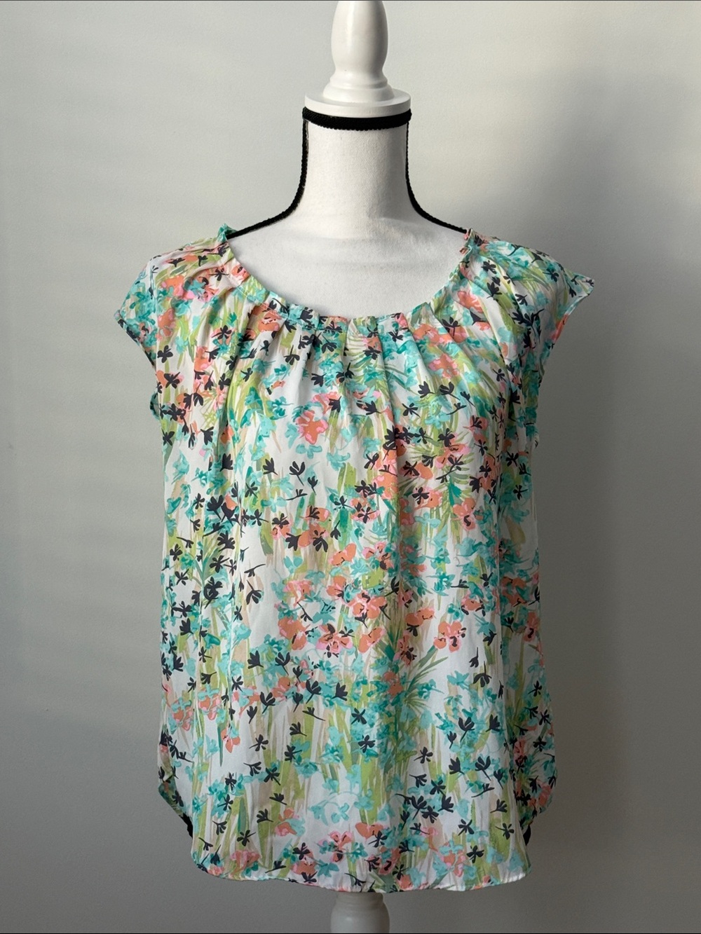 Lauren Conrad Teal and Coral Floral Cap-Sleeve Blouse